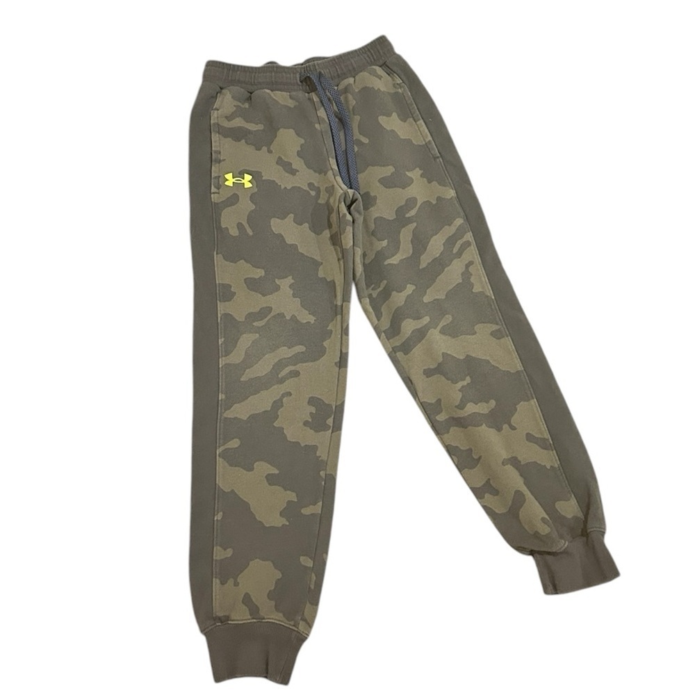 Under Armour Green Camo Joggers Elastic Cuffs front pockets sz youth medium